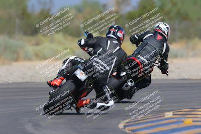 media/Sep-25-2023-Moto Forza (Mon) [[81ffa65e0a]]/B-C Group/Session 4 (Turn 2 Backside)/